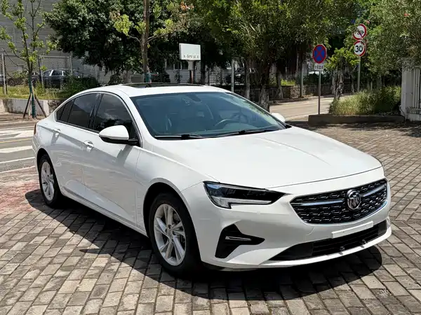 Buick Regal 2021