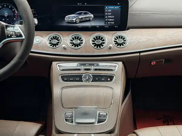 Mercedes-Benz E-Class 2017