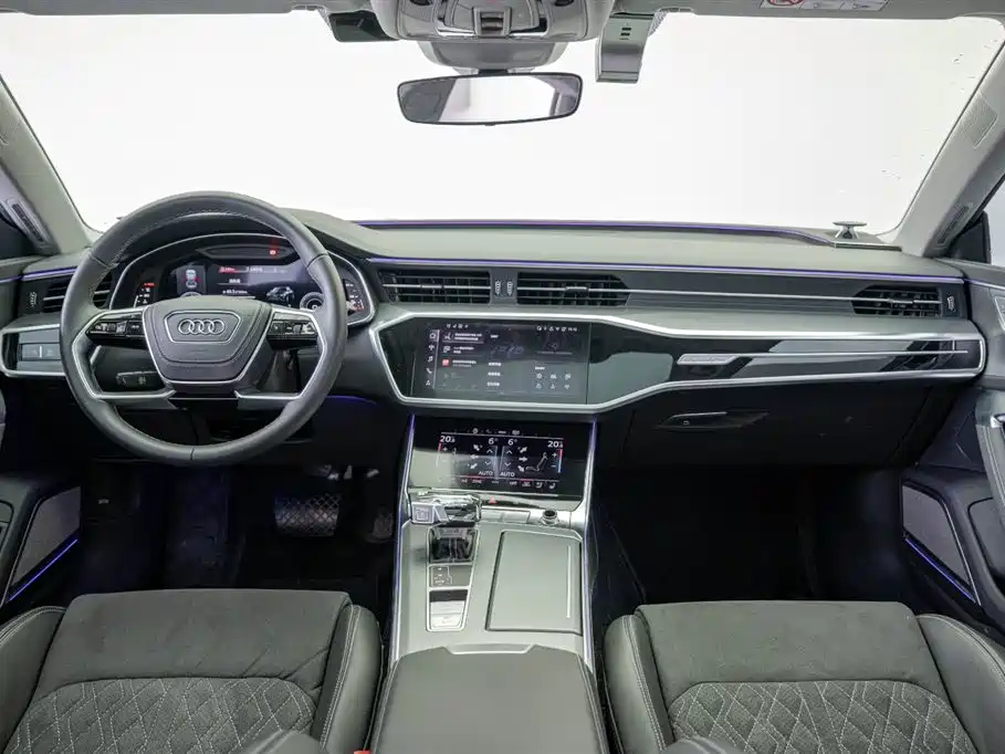 Audi A7L 2025