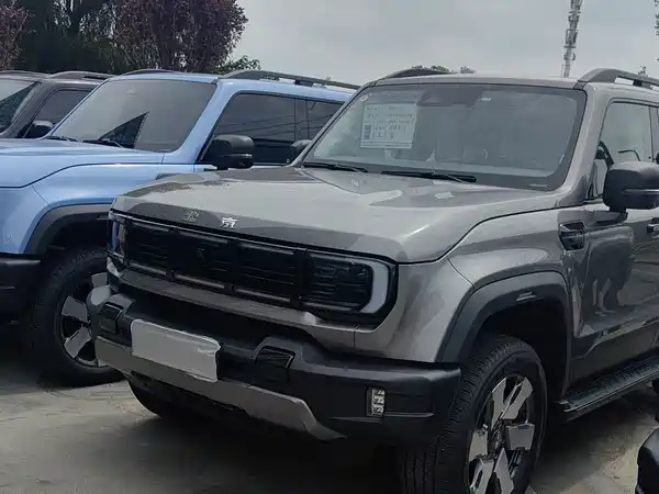 BAIC BJ40 Extended Range 2025