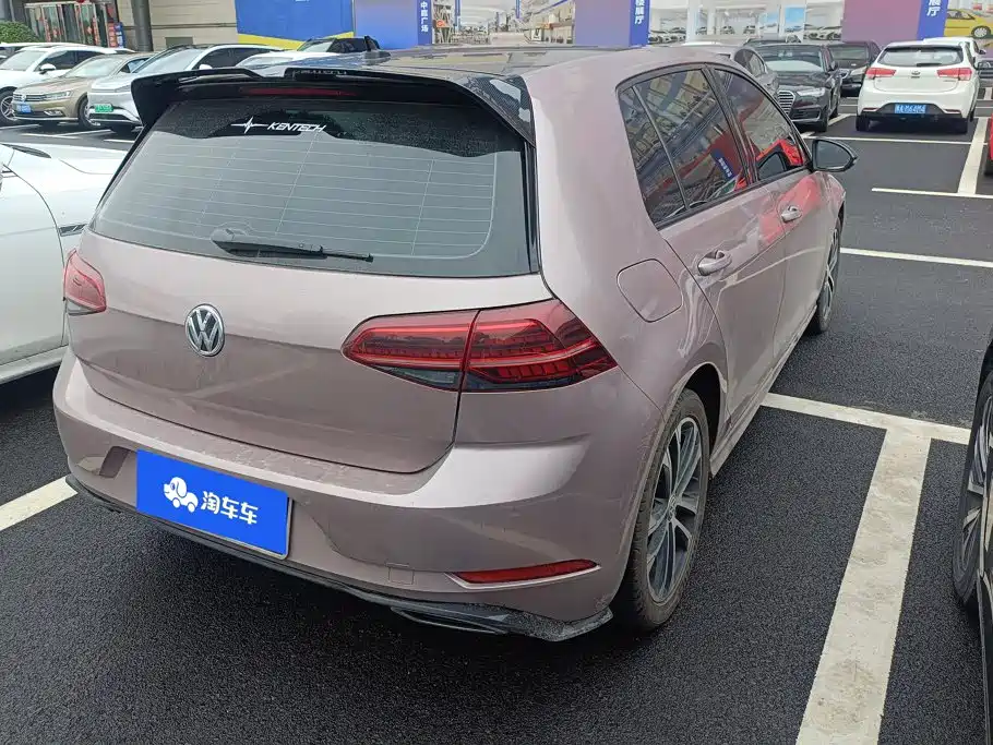 Volkswagen Golf 2020