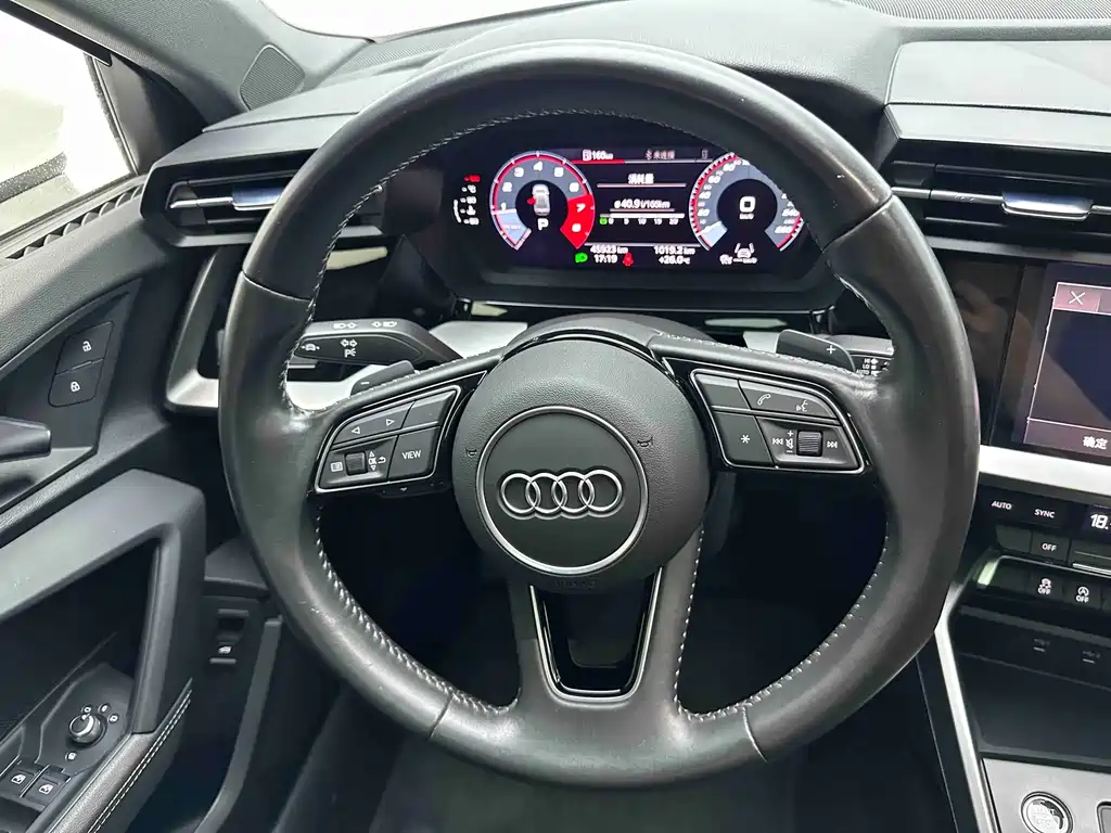 Audi A3 2022 — фото 10