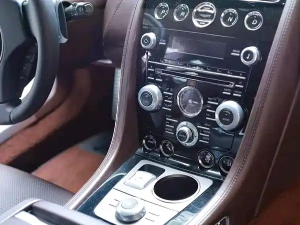 Aston Martin Rapide 2017