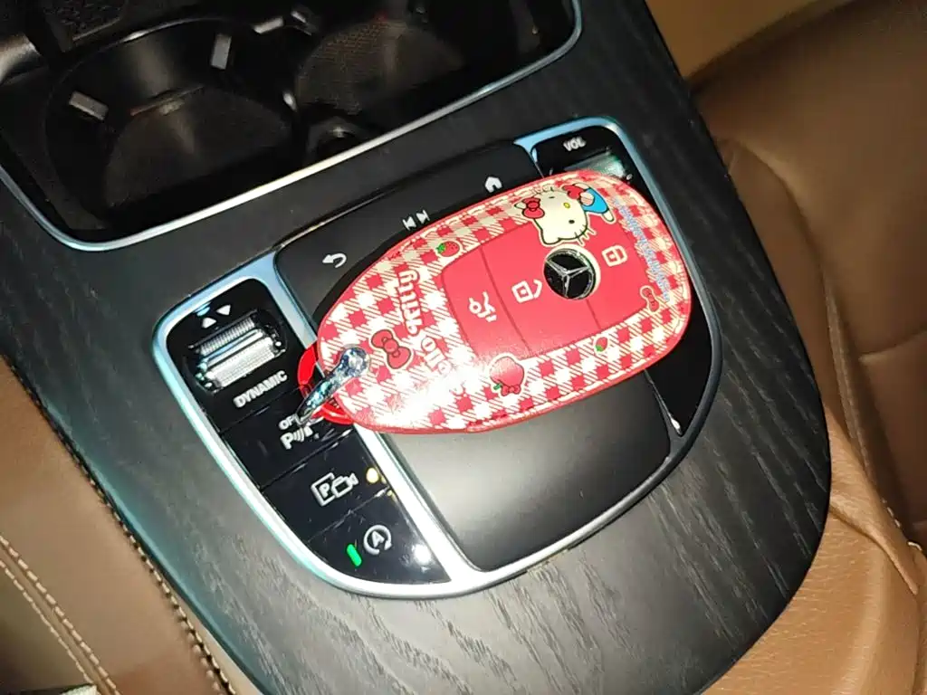 Mercedes-Benz E-Class 2023 — фото 9