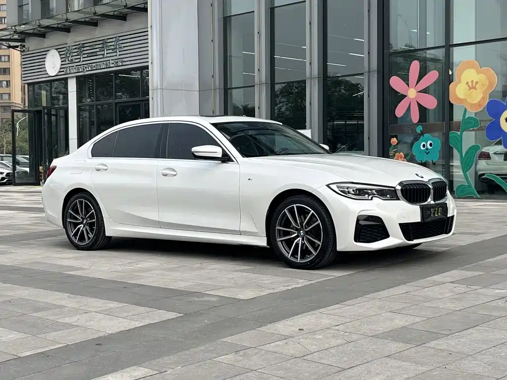 BMW 3 Series 2022