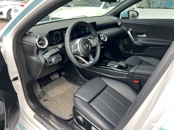 Mercedes-Benz A-Class 2022