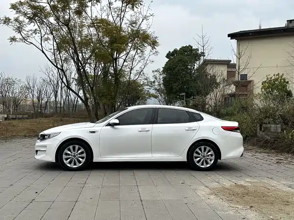 Kia K5 2016