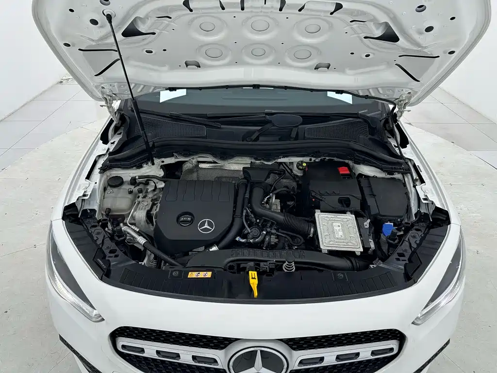 Mercedes-Benz GLA 2021 — фото 18