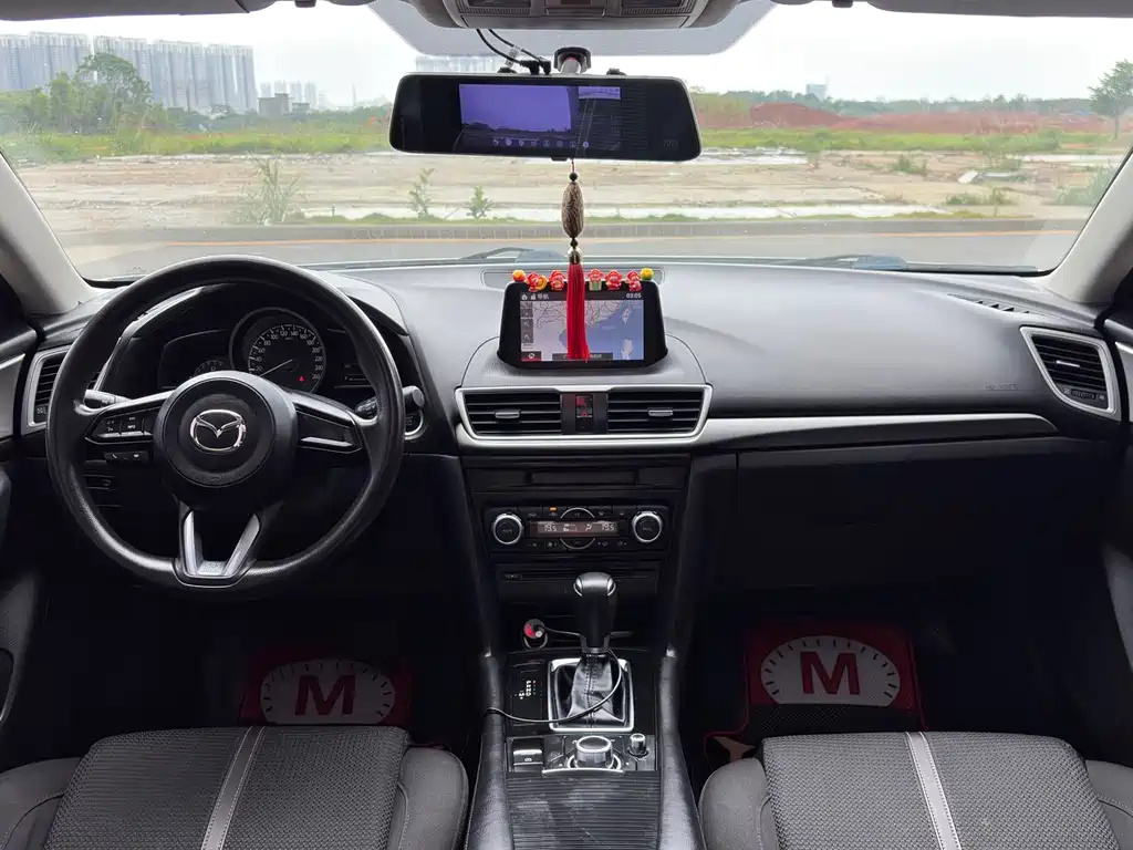 Mazda 3 Angkesela 2019