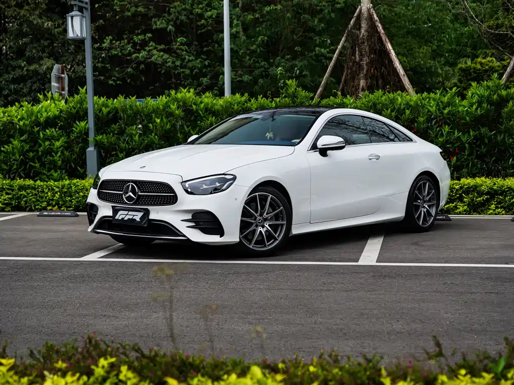 Mercedes-Benz E-Class 2023 — фото 1