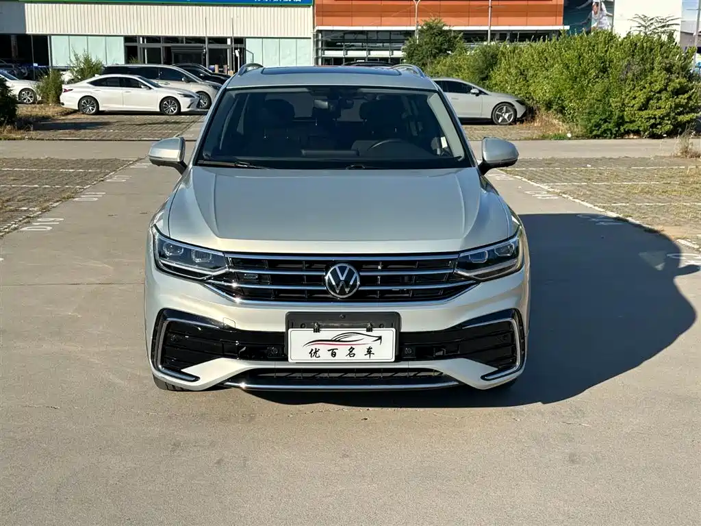 Volkswagen Tiguan L 2022 — фото 2
