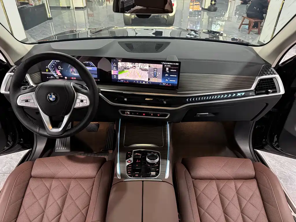 BMW X7 2024