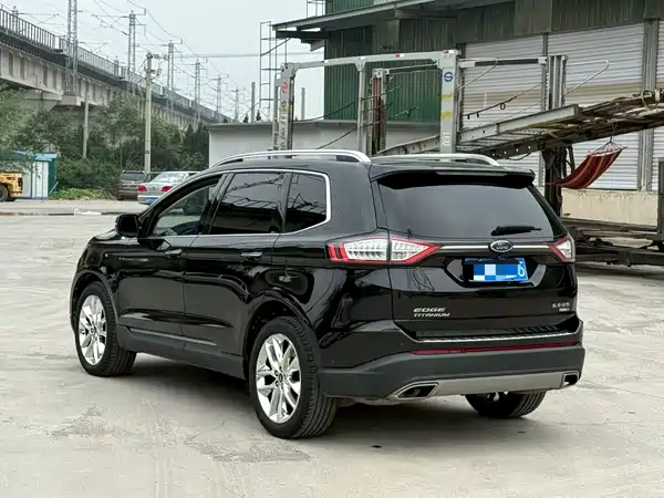 Ford Edge 2016