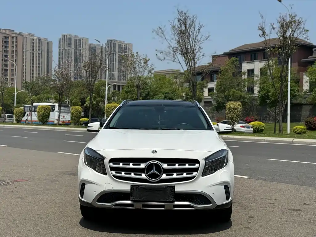 Mercedes-Benz GLA 2018 — фото 2
