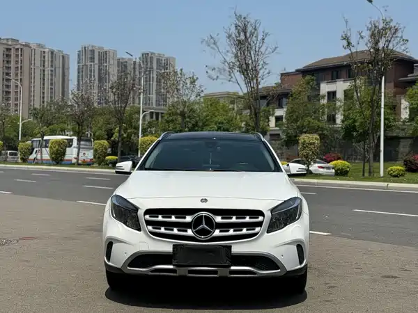 Mercedes-Benz GLA 2017