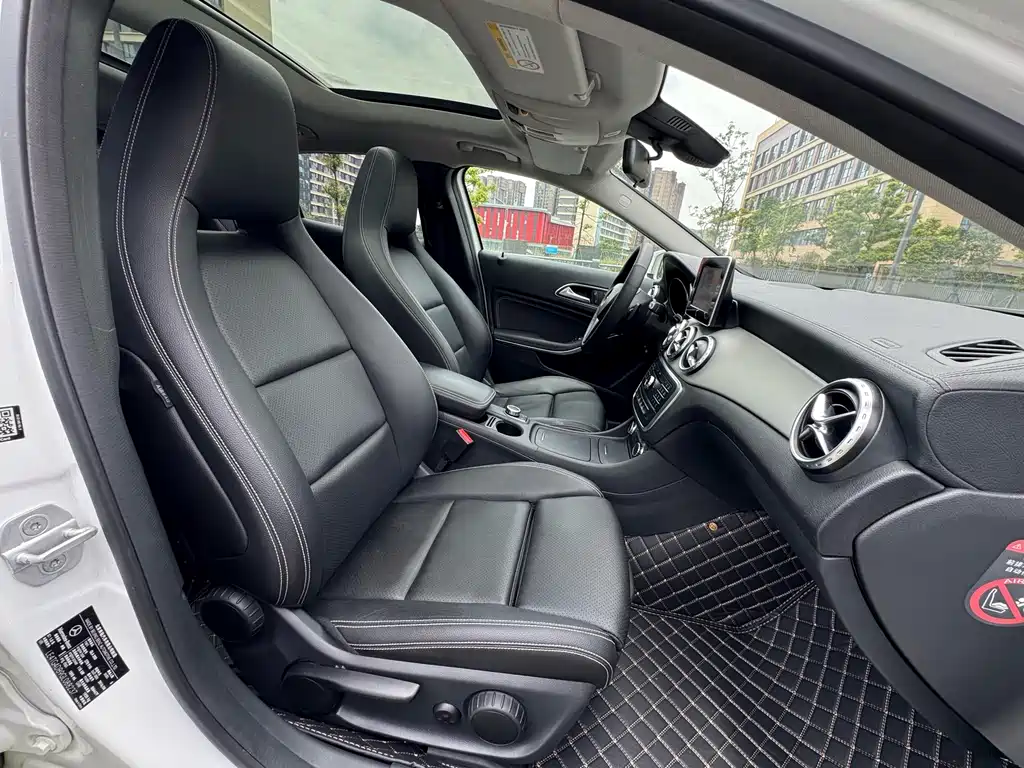 Mercedes-Benz GLA 2016 — фото 9