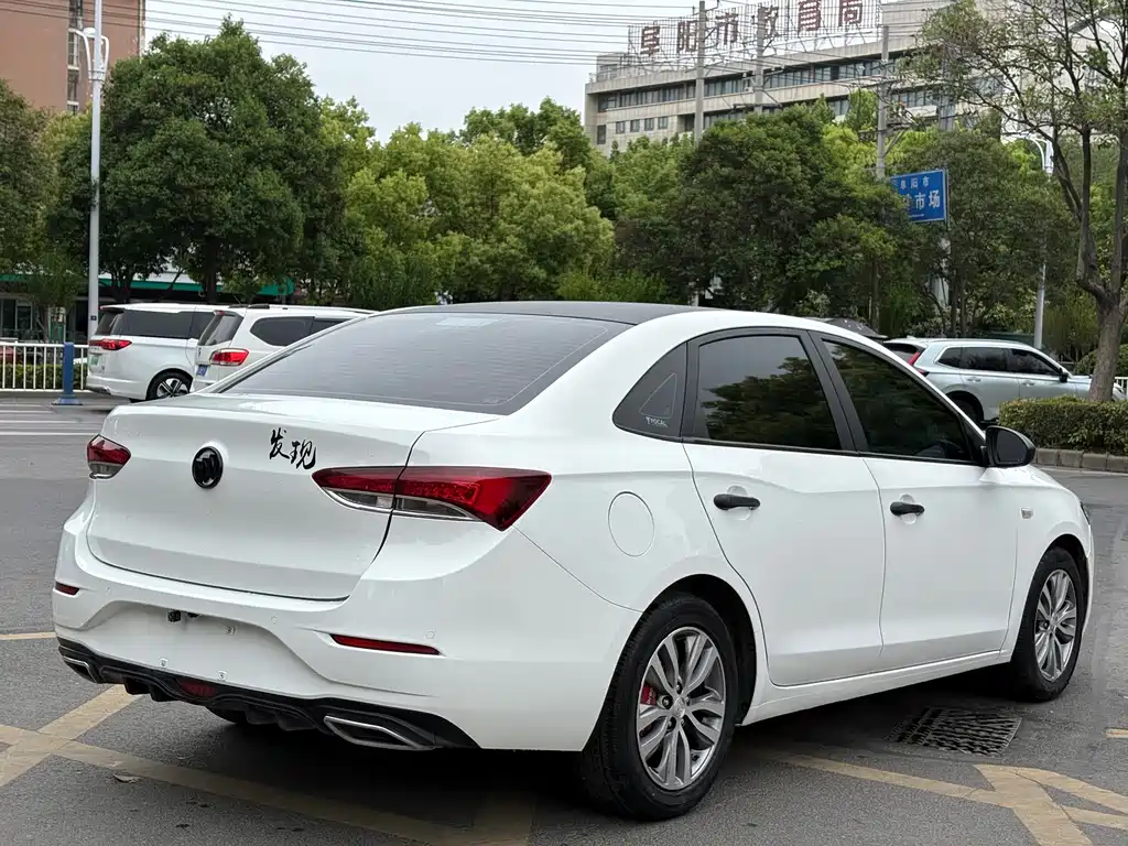 Buick Excelle 2020 — фото 11