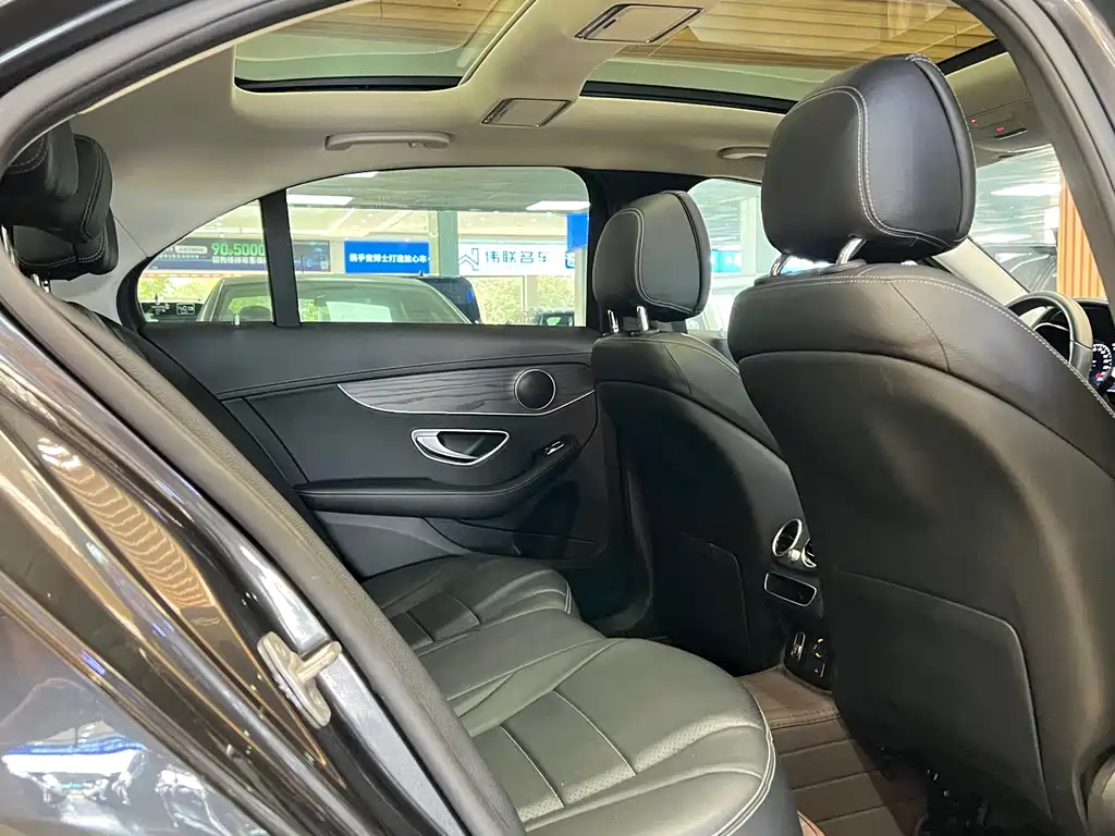 Mercedes-Benz C-Class 2020 — фото 10