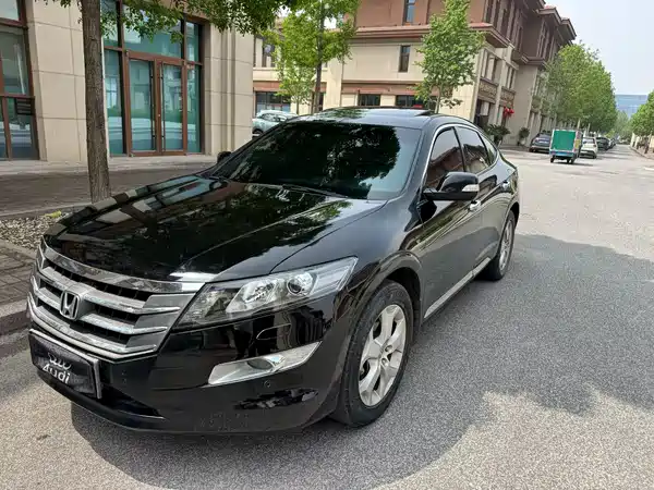 Honda Crosstour 2012