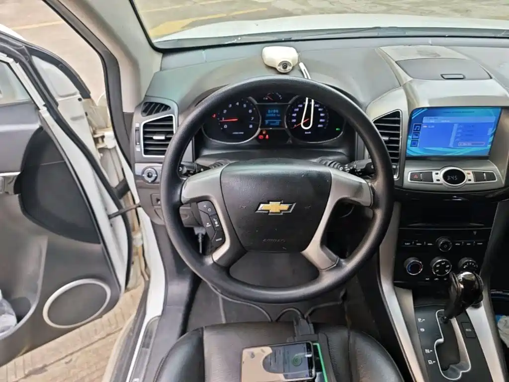Chevrolet Captiva 2016 — фото 11