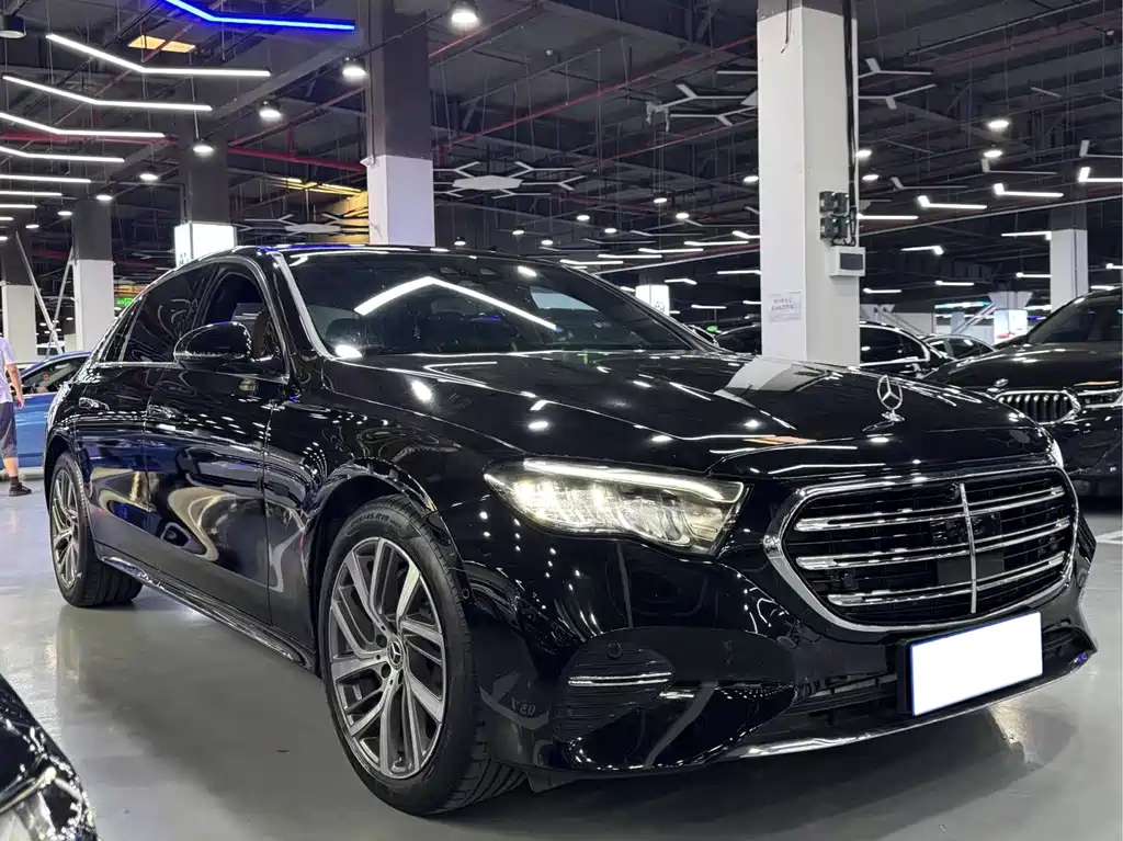Mercedes-Benz E-Class 2024