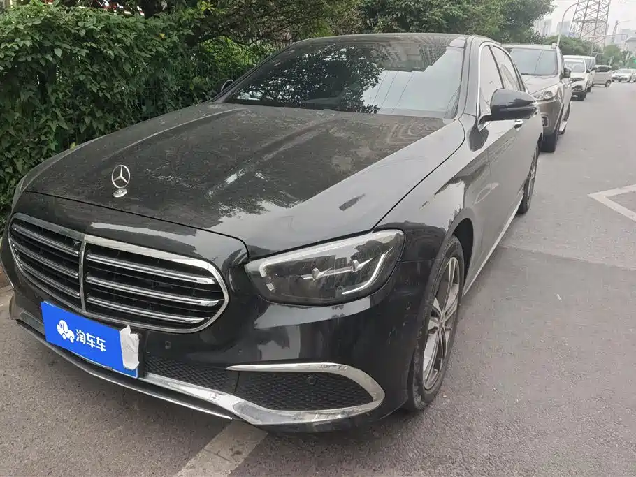 Mercedes-Benz E-Class 2023