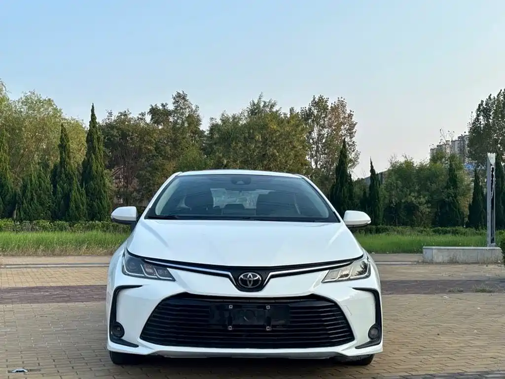 Toyota Corolla 2020 — фото 2