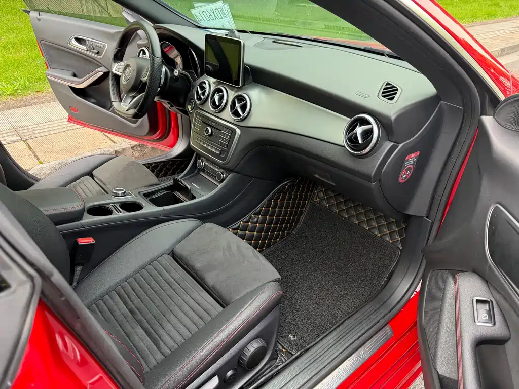 Mercedes-Benz CLA 2017 — фото 17