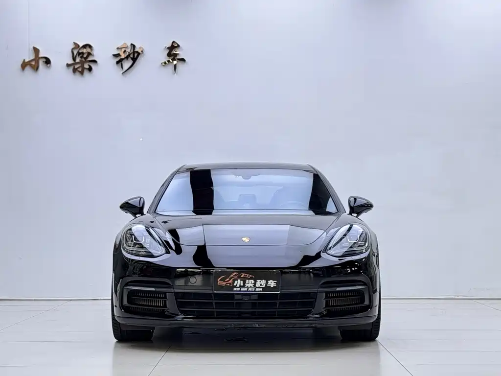 Porsche Panamera 2019