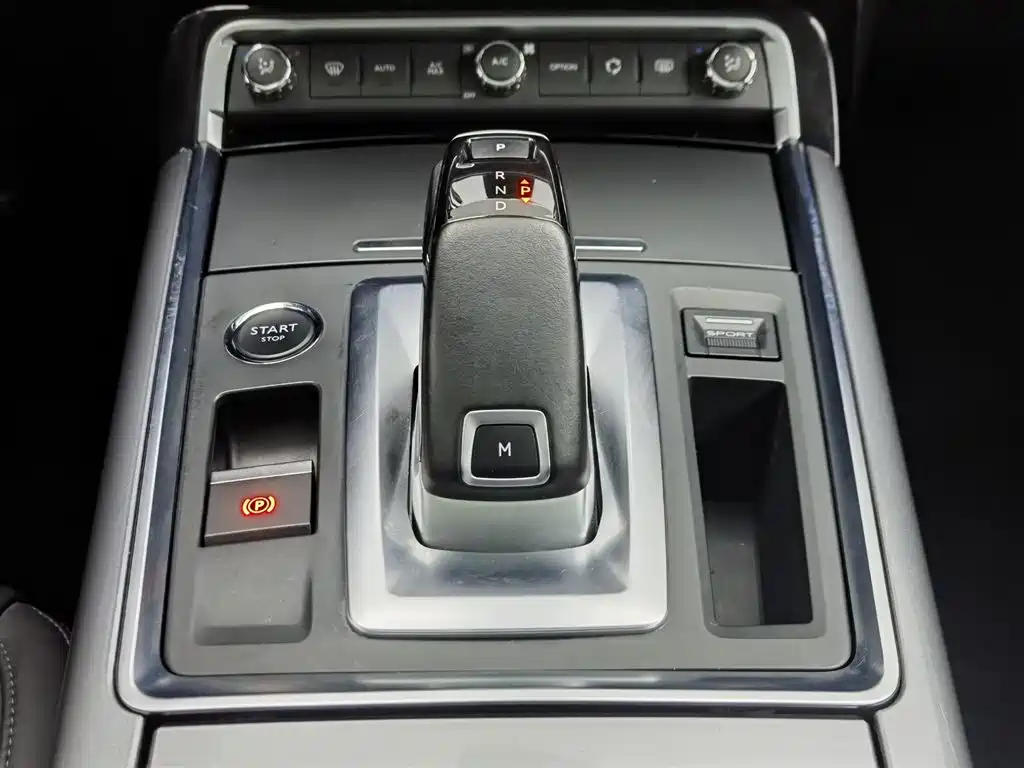Citroen C6 2023 — фото 13