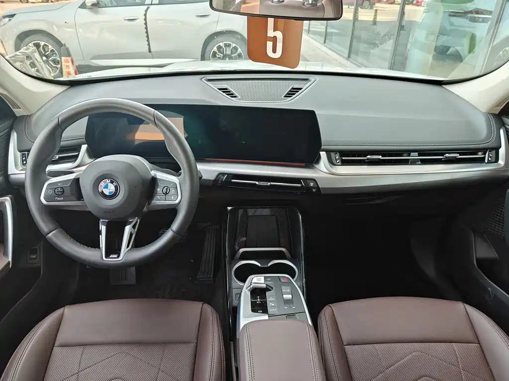 BMW X1 2024 — фото 11