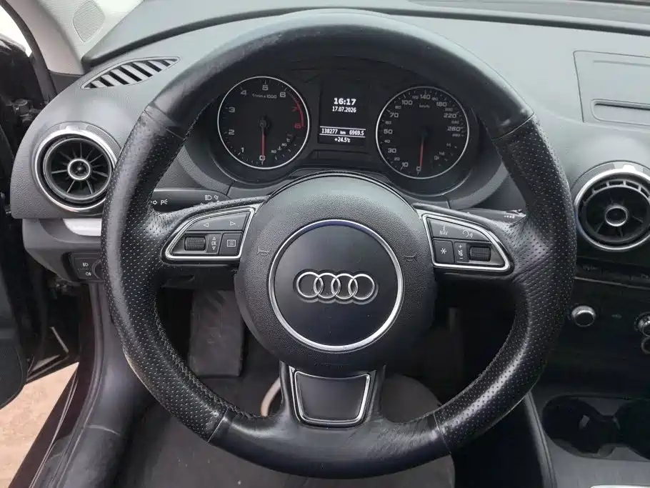 Audi A3 2015 — фото 15