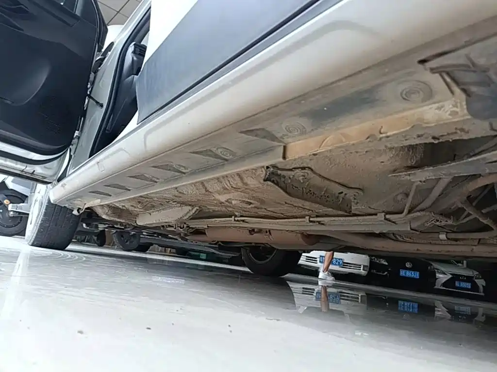 Toyota Yaris L 2020 — фото 22
