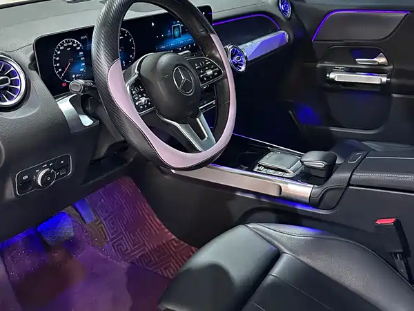 Mercedes-Benz GLB 2021
