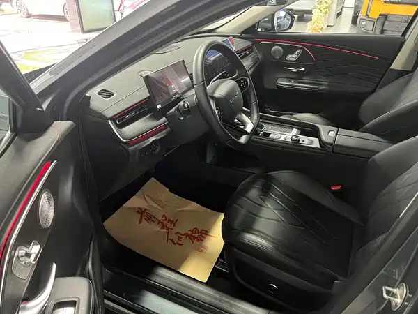 Chery Arrizo 8 PRO 2025