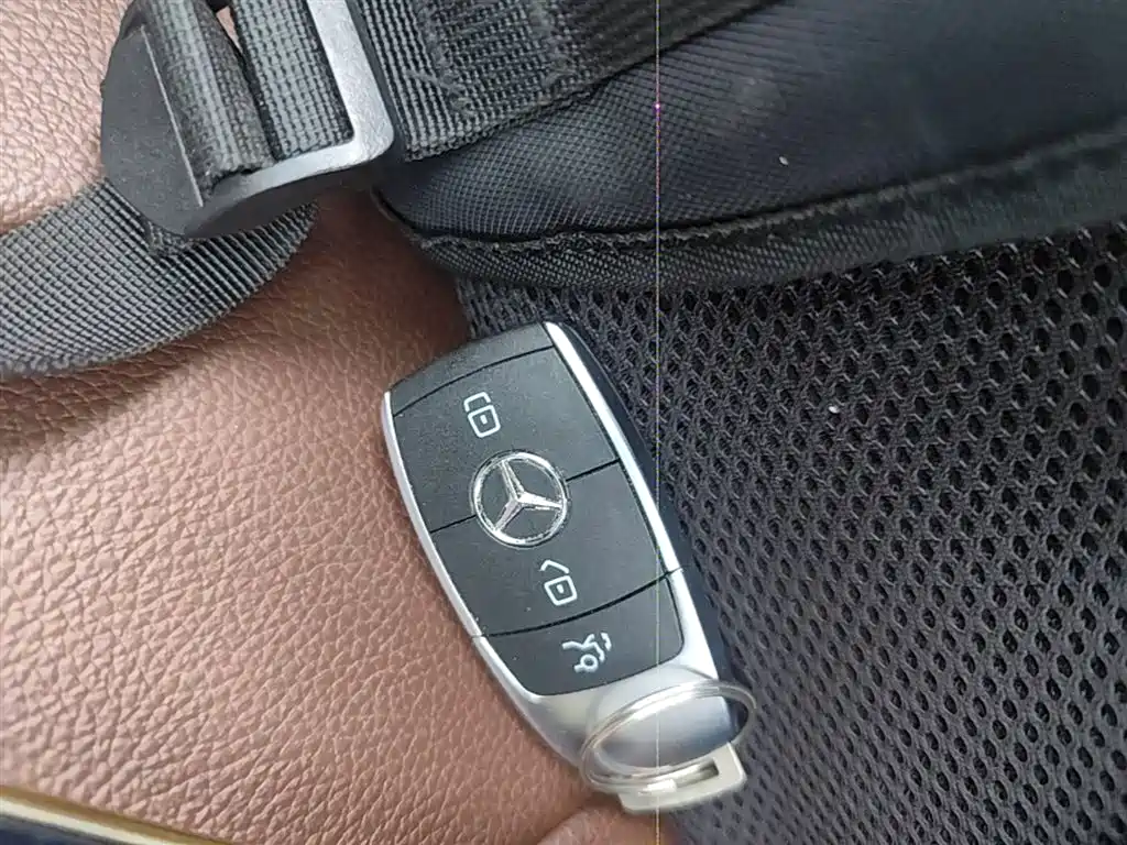 Mercedes-Benz GLB 2021 — фото 17