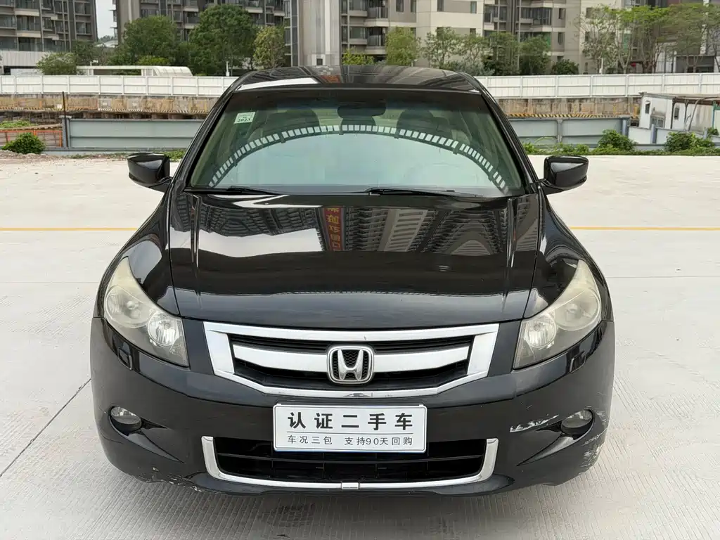 Honda Accord 2010 — фото 2