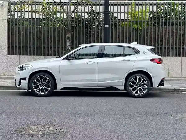 BMW X2 2021