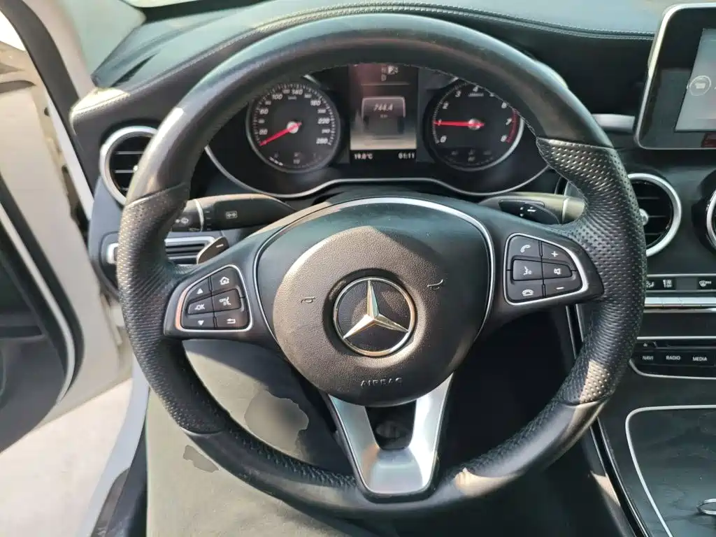 Mercedes-Benz C-Class 2015