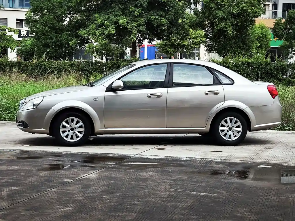 Buick Excelle 2013