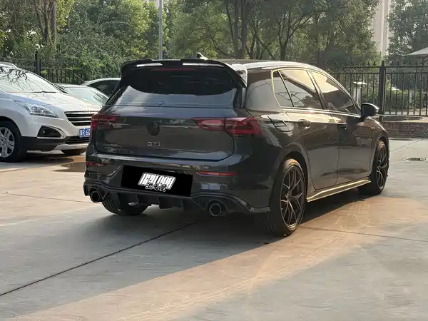 Volkswagen Golf GTI 2022