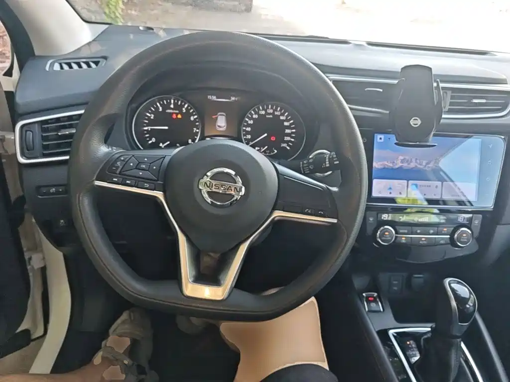 Nissan Qashqai 2022 — фото 11