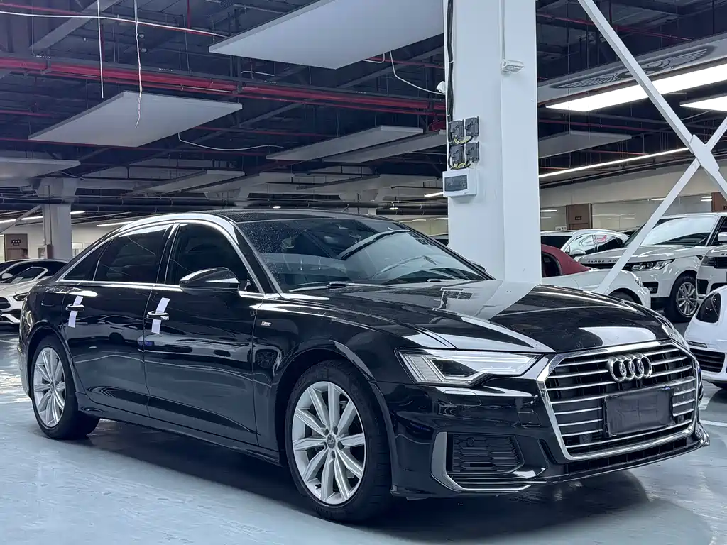 Audi A6L 2022