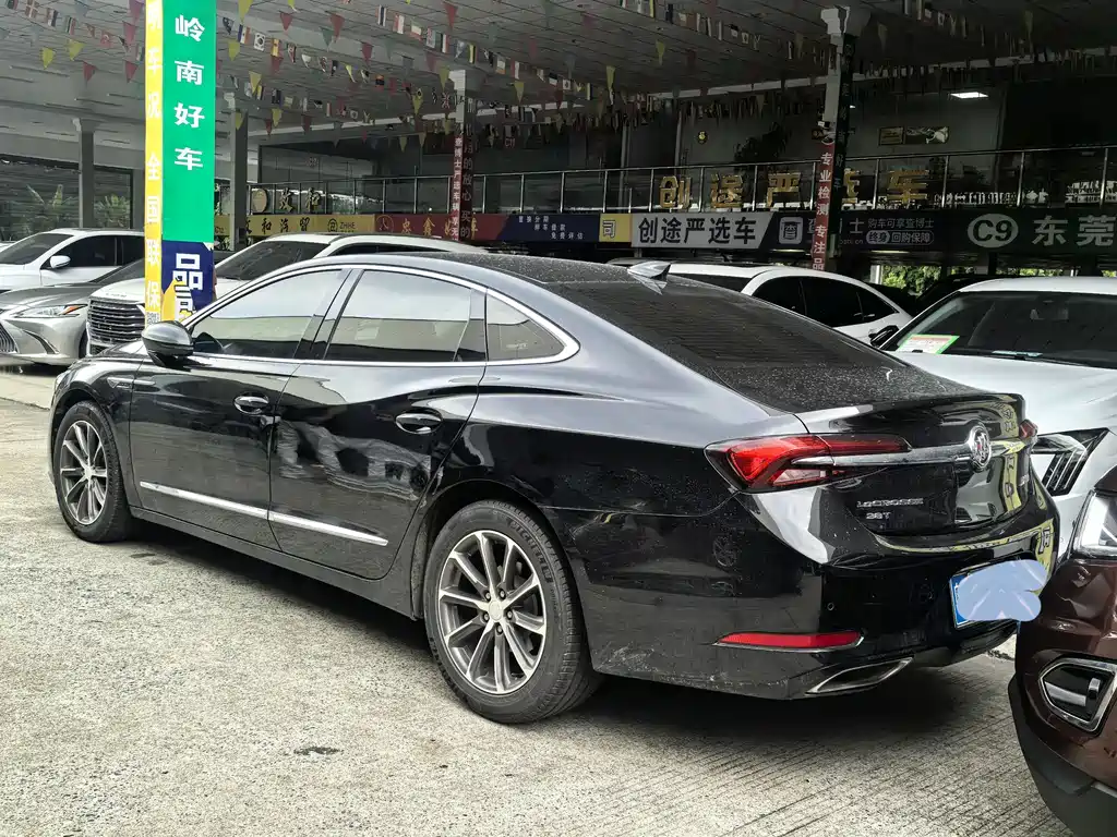 Buick LaCrosse 2020 — фото 11