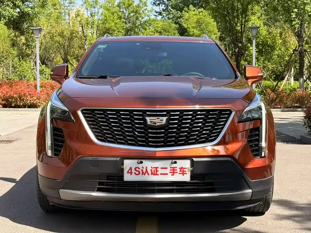 Cadillac XT4 2019 — фото 2