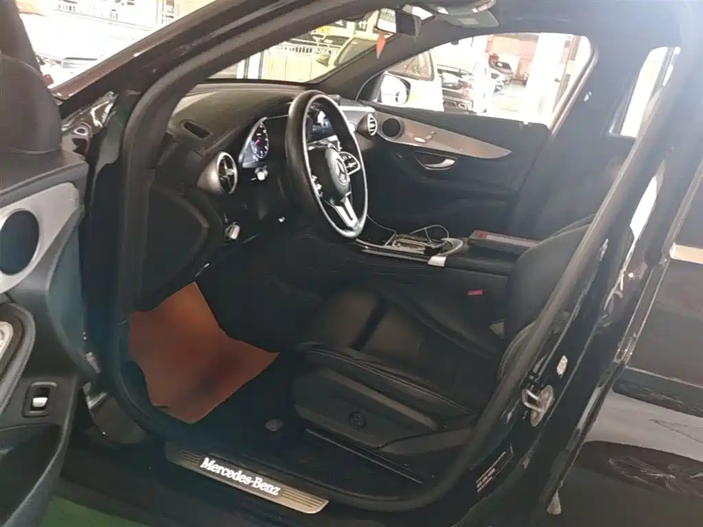 Mercedes-Benz GLC 2020 — фото 15