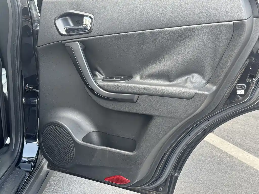 GAC Motor Trumpchi GS5 2014 — фото 17