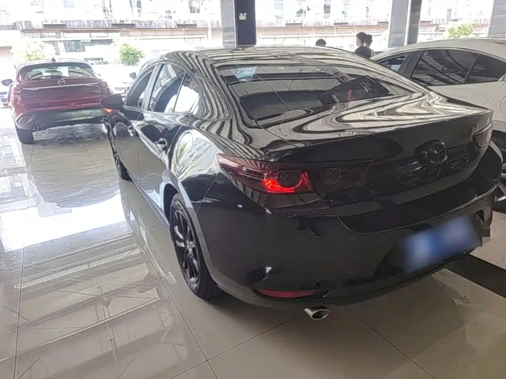 Mazda 3 Angkesela 2024