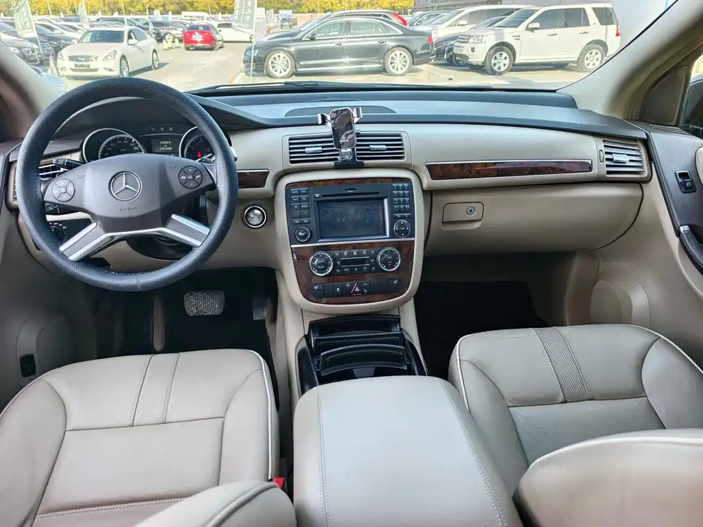 Mercedes-Benz R-Class 2012 — фото 11