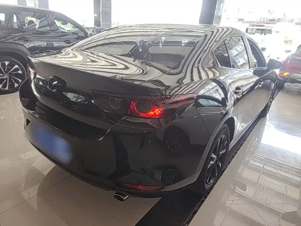 Mazda 3 Angkesela 2024